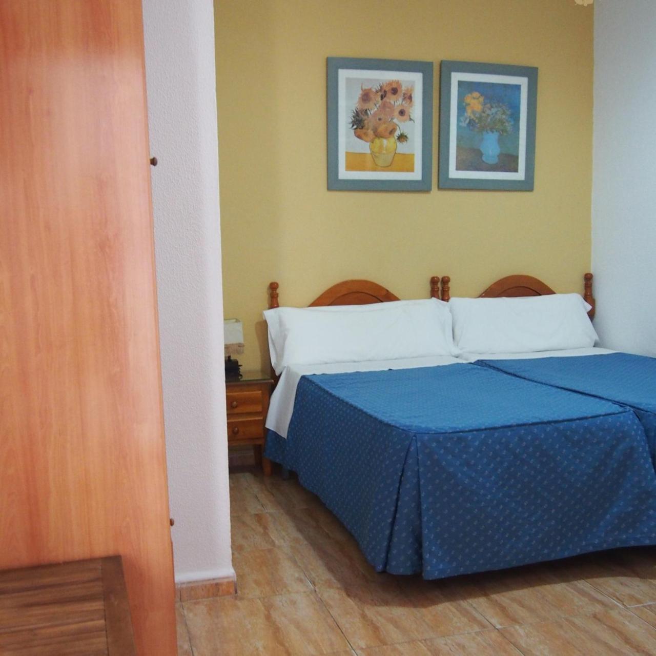 Hostal Fantoni Cadice Esterno foto