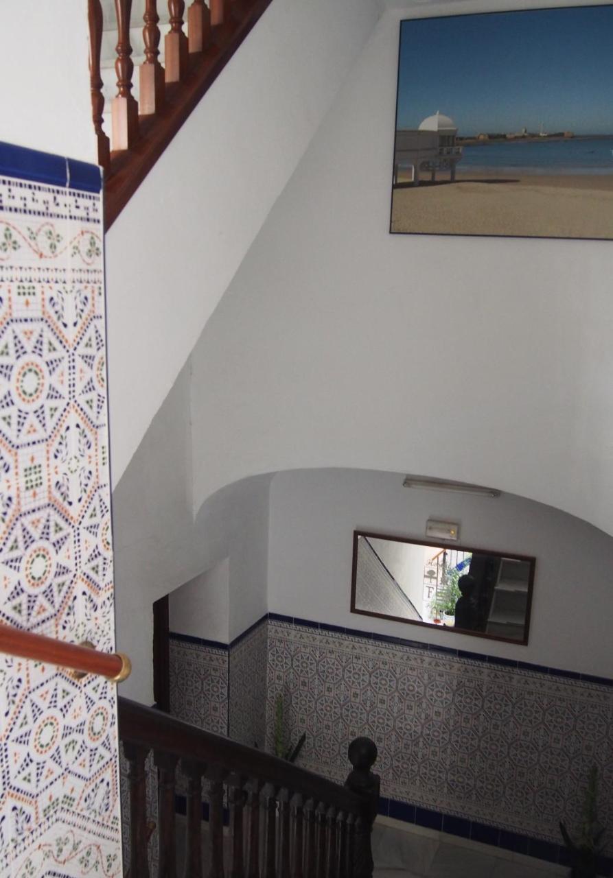 Hostal Fantoni Cadice Esterno foto